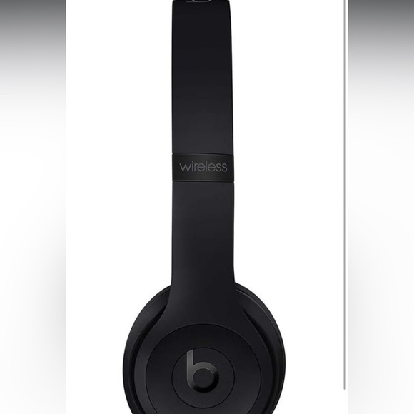 Beats Solo 3 Wireless Headphones - Picture 12 of 16
